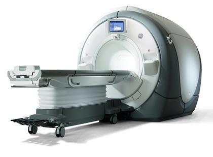 MRI GE MR750